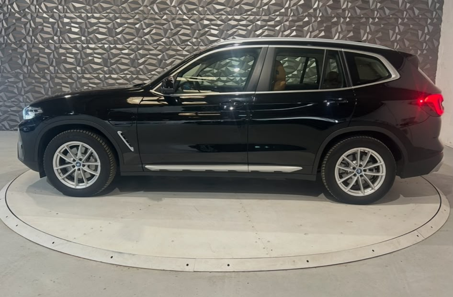 
								BMW X3 Hybride Rechargeable – 2023 full									