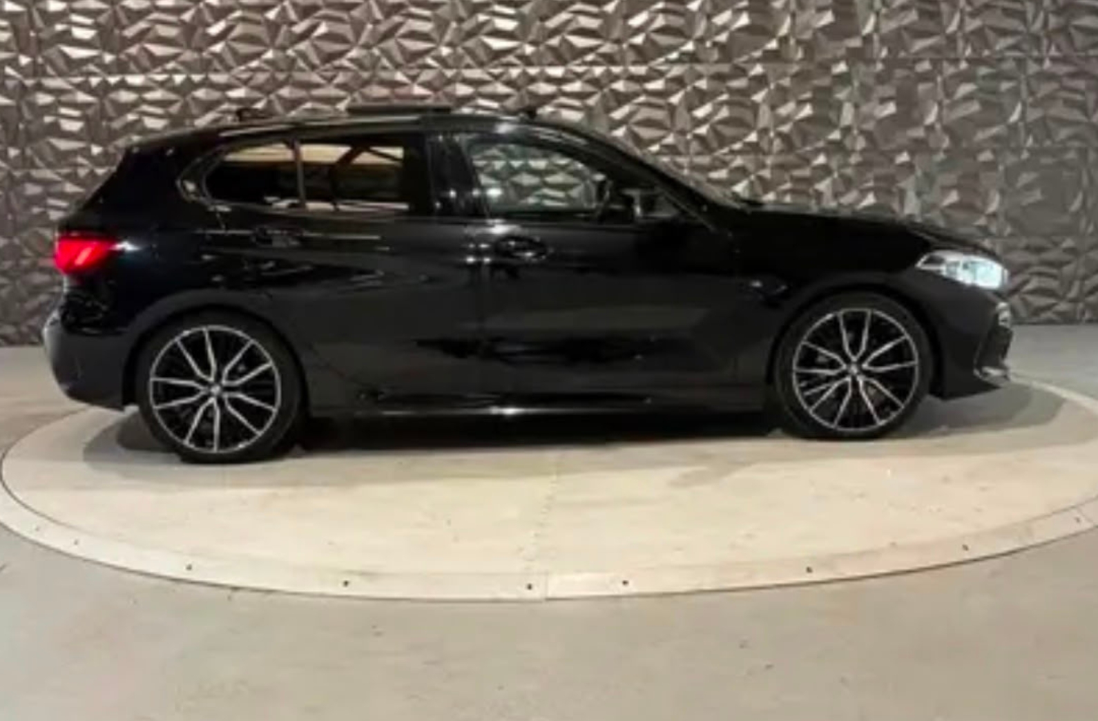 
								BMW Série 1 116d M Sport Automatique Diesel – 2022 full									