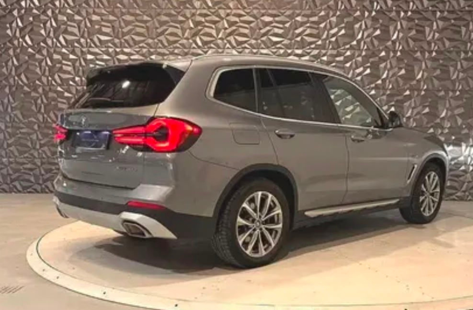 
								BMW X3 xDrive30e 292 ch M Sport Hybride Rechargeable – 2022 full									