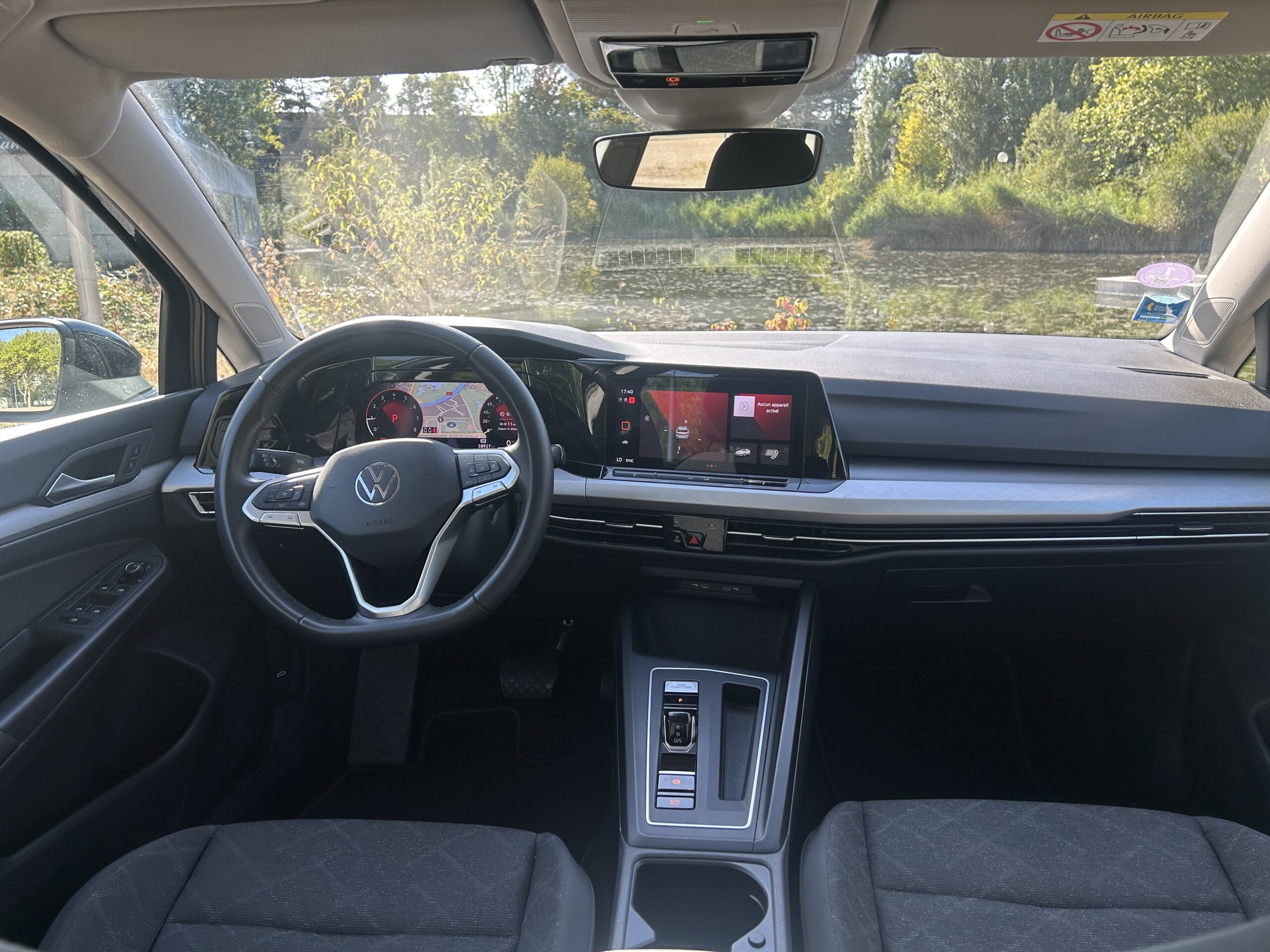 
								Golf 1.0 eTSI OFF 110 DSG7 Life Business Bva 110ch full									