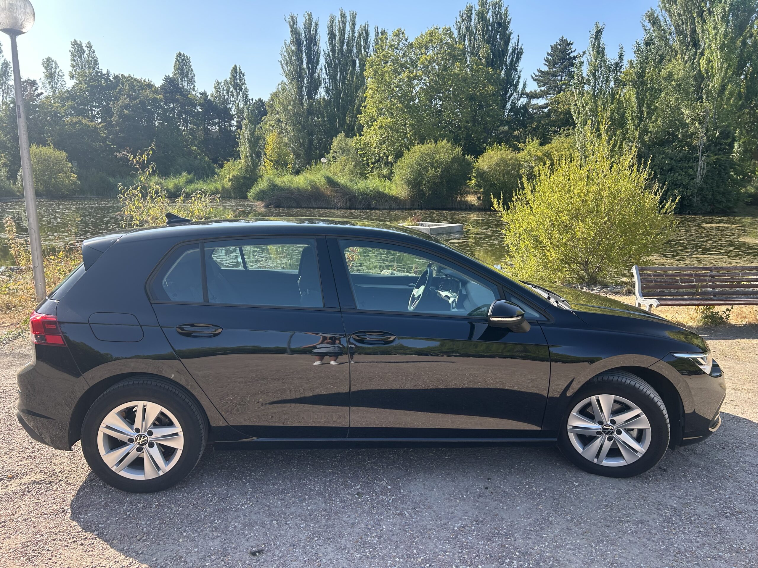 
								Golf 1.0 eTSI OFF 110 DSG7 Life Business Bva 110ch full									