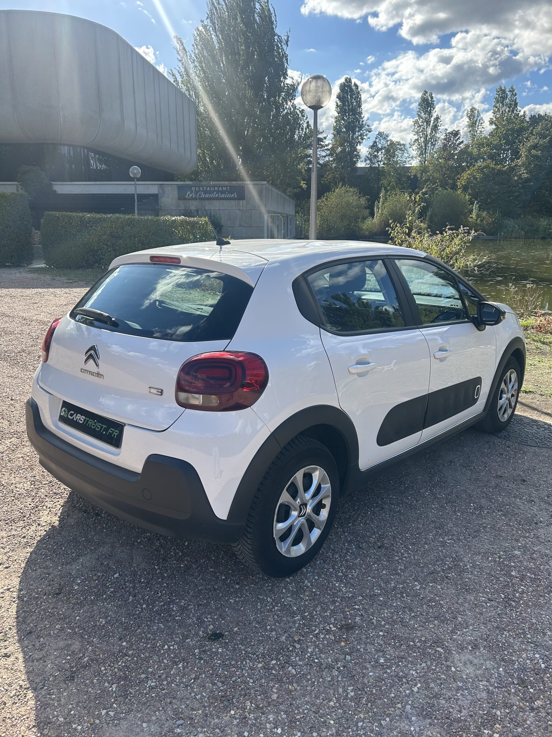 
								Citroen C3 III Entreprise 1.2 PureTech 82 FEEL NAV full									