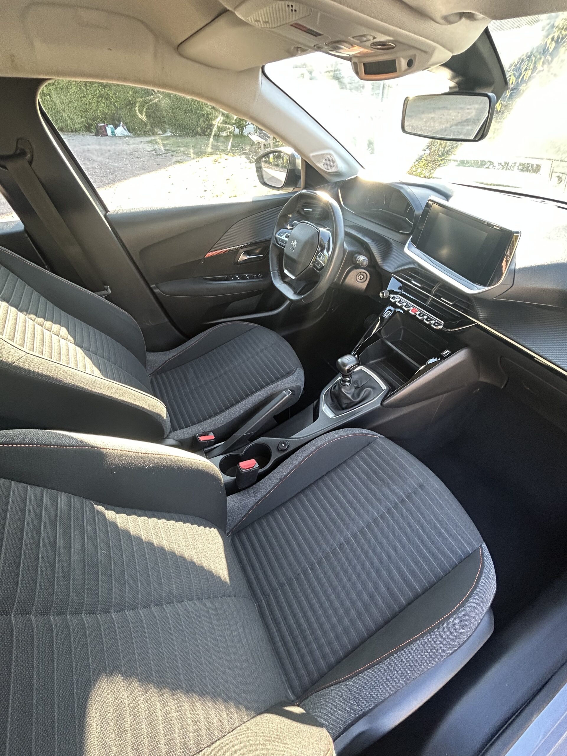 
								Peugeot 208 II 1.5 Blue HDI S&S Active Business BVM6 full									