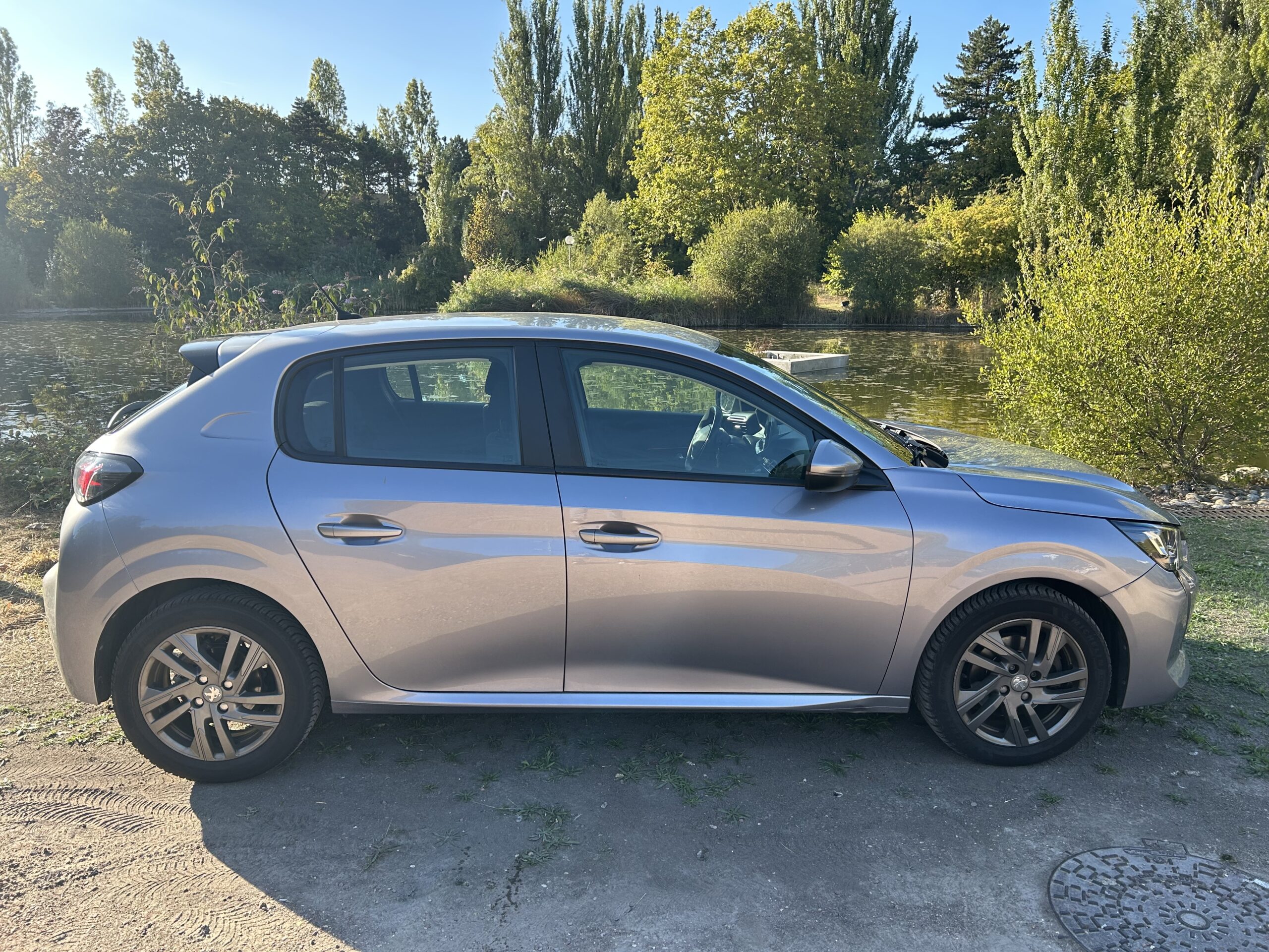 
								Peugeot 208 II 1.5 Blue HDI S&S Active Business BVM6 full									