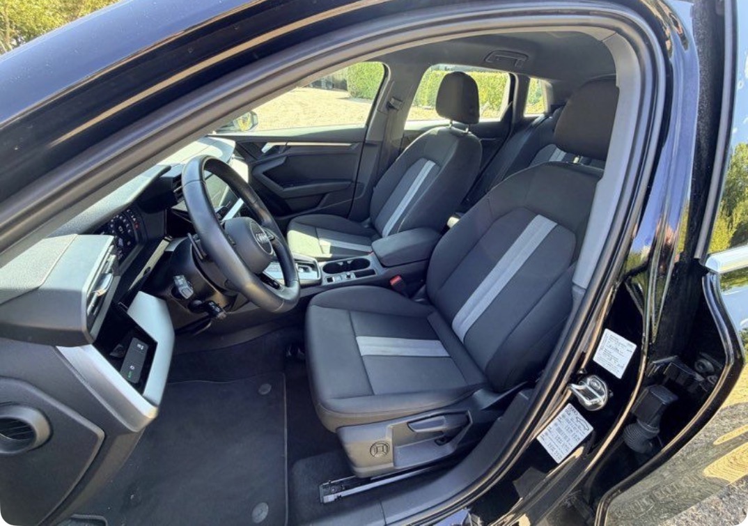 
								Audi A3 sportback 40 TFSI e 204ch design S tronic 6 full									