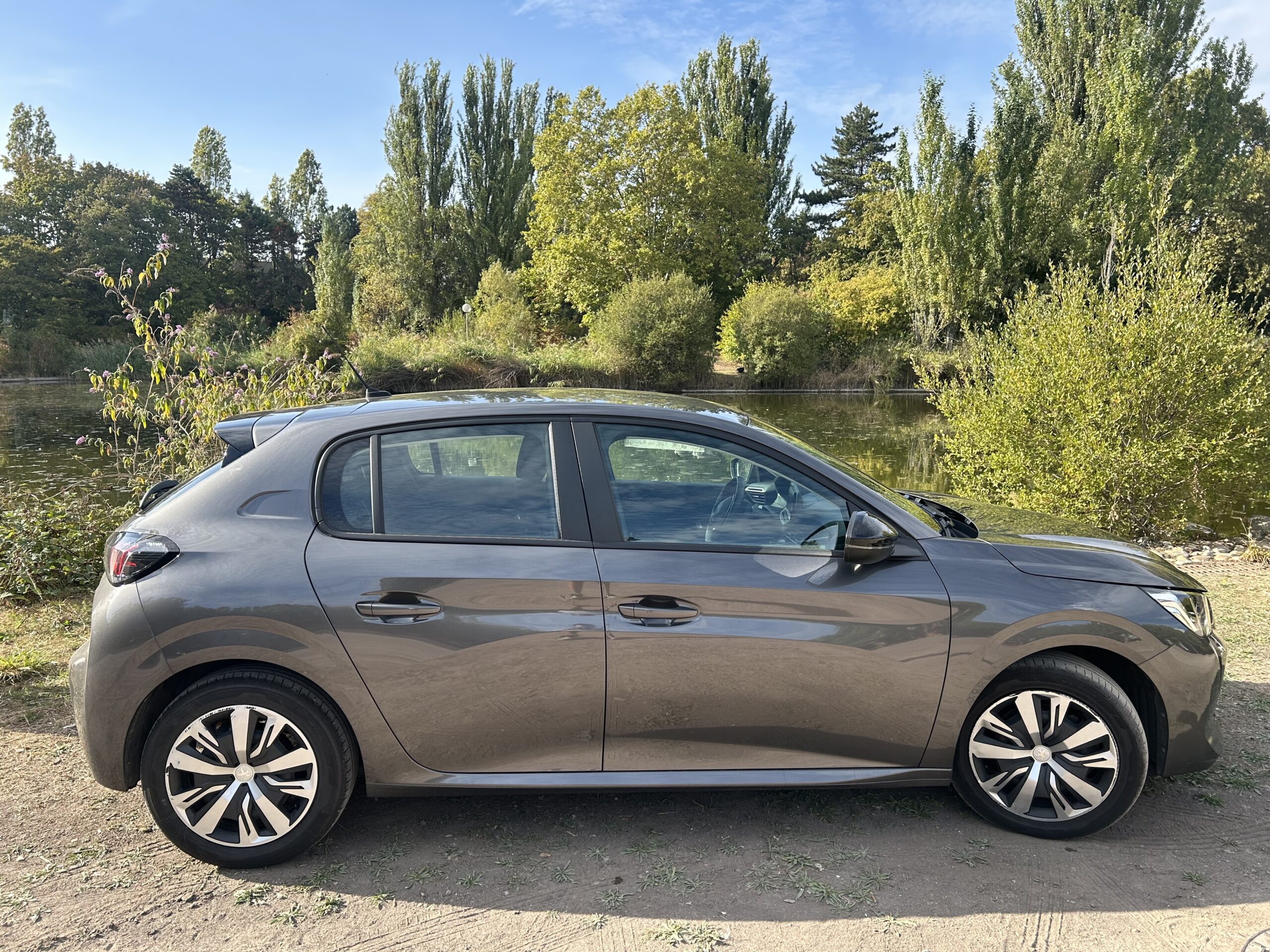 
								Peugeot 208 II 1.5 BLUEHDI 100 S&S ACTIVE PACK BVM6 full									